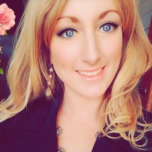 Meet your Posher, Lindsey